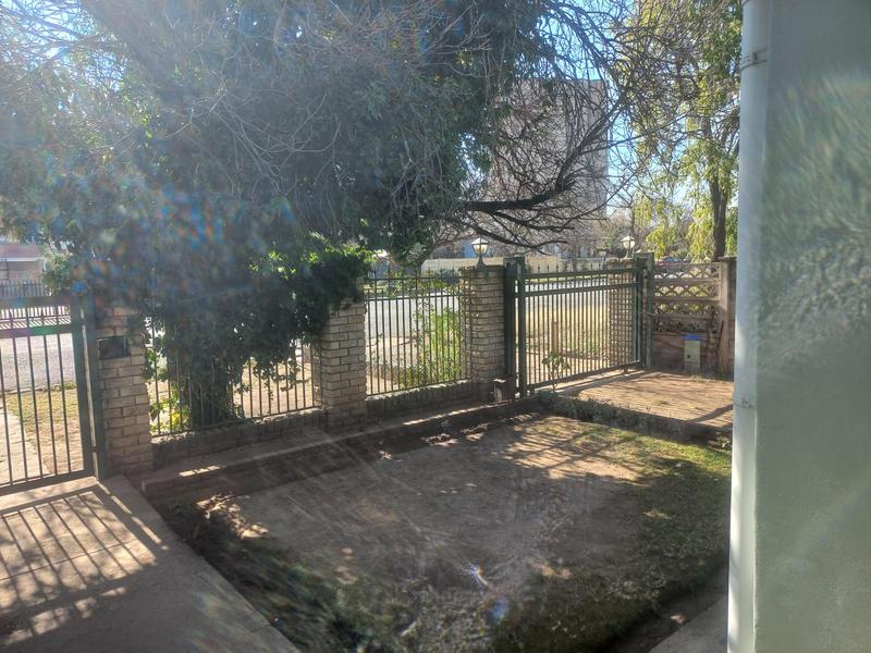 6 Bedroom Property for Sale in Queenstown Central Eastern Cape